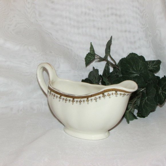 Vintage Gravy Boat Grindley Cream Petal Tan Black Band Dinnerware - Picture 1 of 7